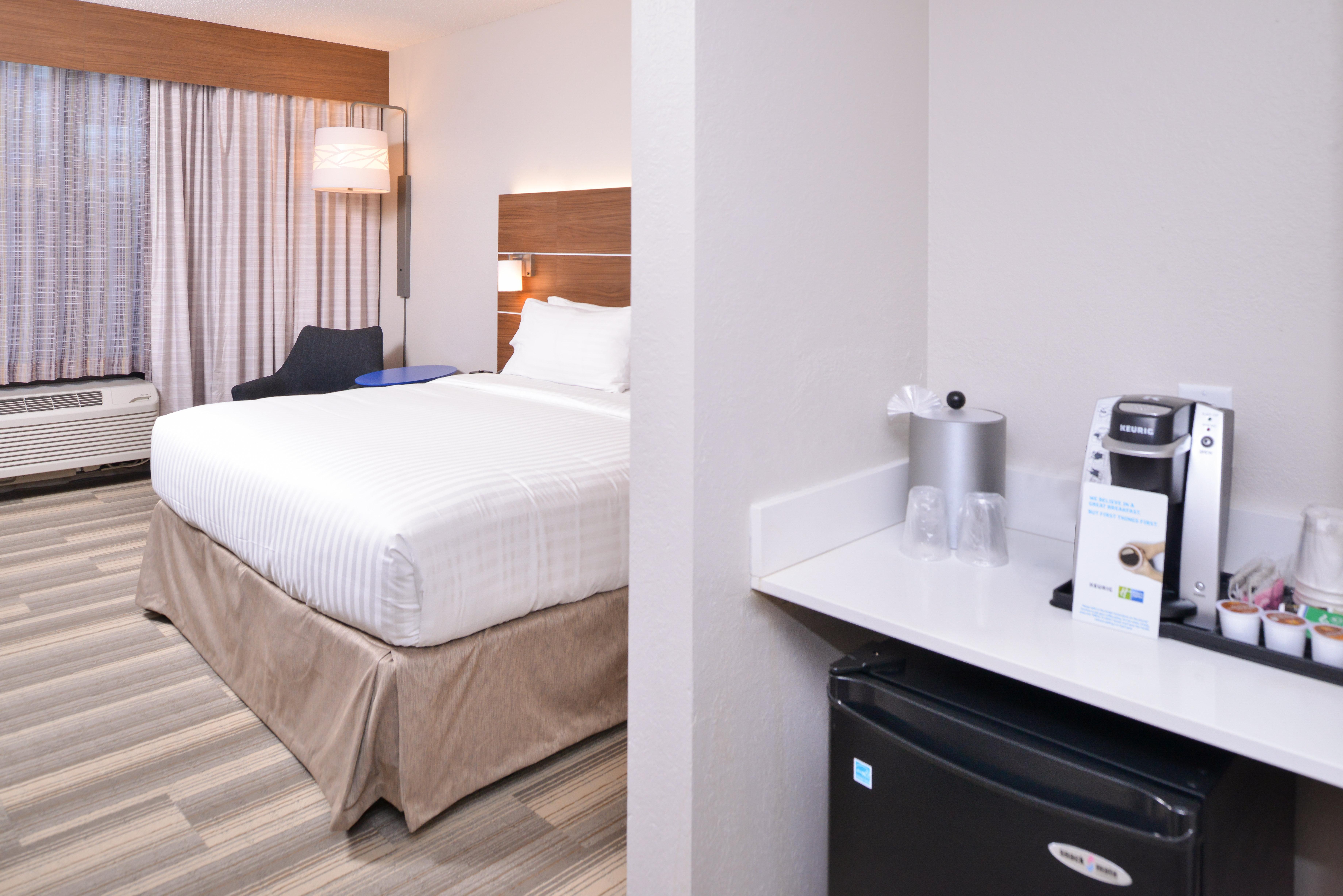 Holiday Inn Express Hotel & Suites Indianapolis Dtn-Conv Ctr By Ihg Indianápolis Exterior foto